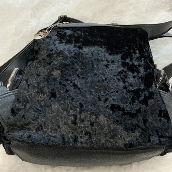 NWOT Steve Madden backpack extremely cute. No call outs. - Picture 4 of 12